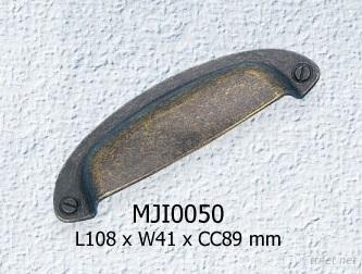 Handle Pull